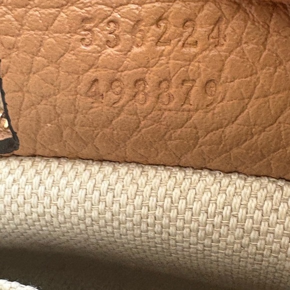 Gucci SoHo Disco GG Crossbody Flap Camelia Beige bag - Picture 11 of 16